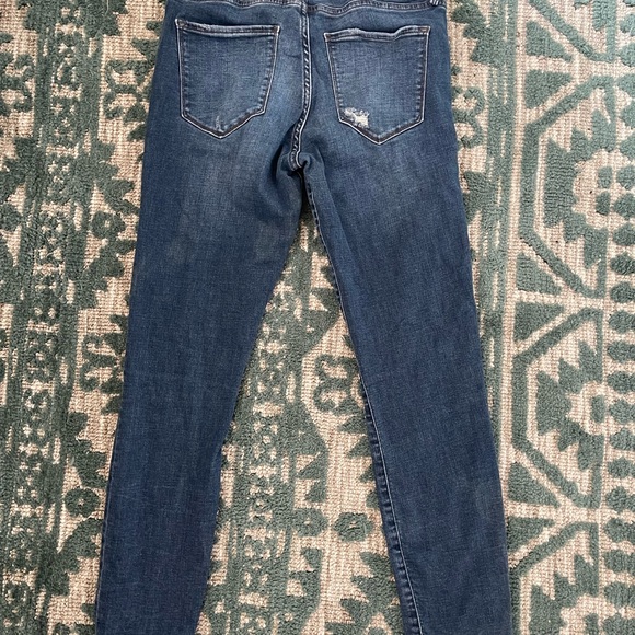 Abercrombie low rise skinny - 29 8r - Picture 3 of 7